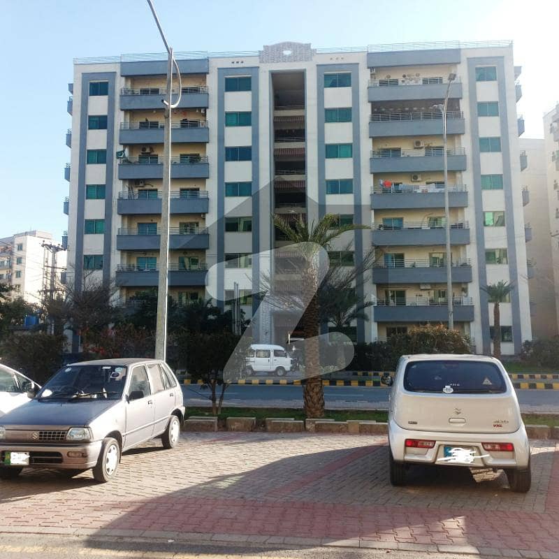 12-Marla 4-Bedroom Flat For Rent In Askari-11 Lahore 12-Marla 4-Bedroom Flat For Rent In Askari-11 Lahore