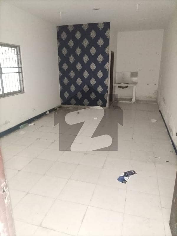 325 Sq Feet Office Available For Rent Prime Location In Gulberg