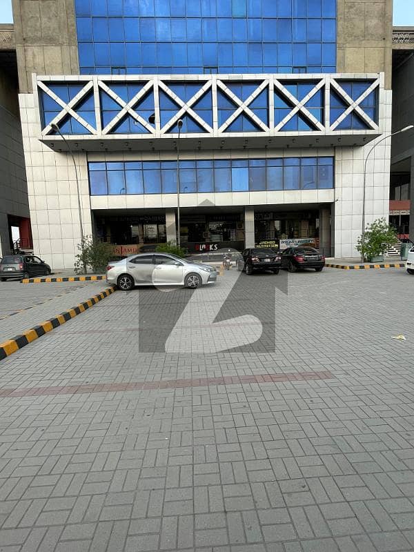 Exclusive 5600 Square Feet Commercial Plaza For Sale In Koh-I-Noor, Faisalabad