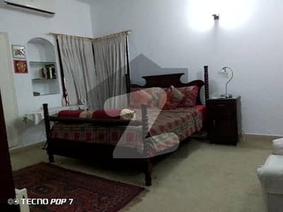 FULLY FURNISHED ROOM FOR RENT