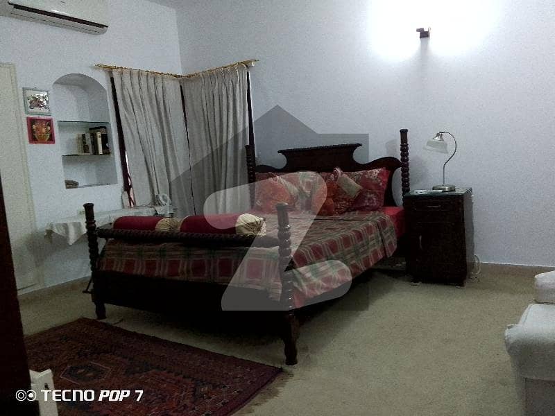 FULLY FURNISHED ROOM FOR RENT FULLY FURNISHED ROOM FOR RENT