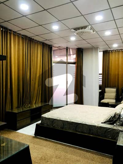 ONE BED LUXURY FURNISHED APARTMENT FOR SALE IN GULBERG ARENA MALL