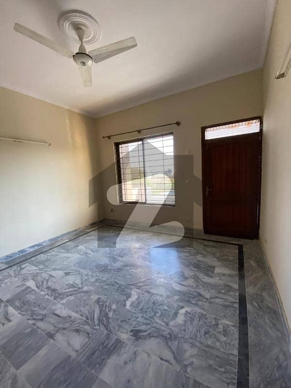 Book A Upper Portion Of 20 Marla In G-13 G-13 Book A Upper Portion Of 20 Marla In G-13 G-13
