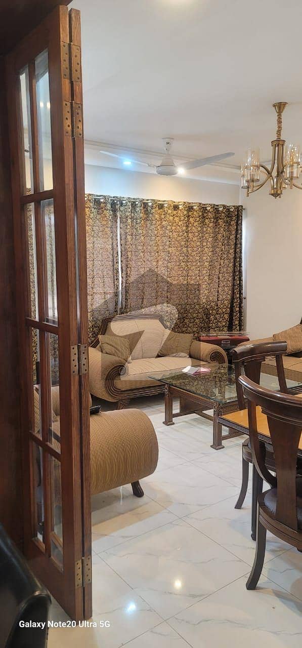 عسکری نذیر اپارٹمنٹس صدر,راولپنڈی میں 3 کمروں کا 10 مرلہ فلیٹ 3.95 کروڑ میں برائے فروخت۔