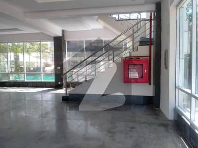 F-6 EXECTIVE OFFICE 4000 SQ. FEET BEST FOR NATIONAL & MULTINATIONAL OFFICES NGOS & SOFTWARE HOUSES