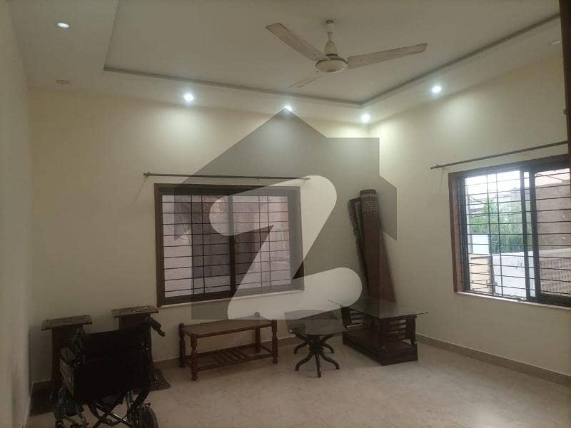 1 Kanal Upper Portion For Rent 1 Kanal Upper Portion For Rent