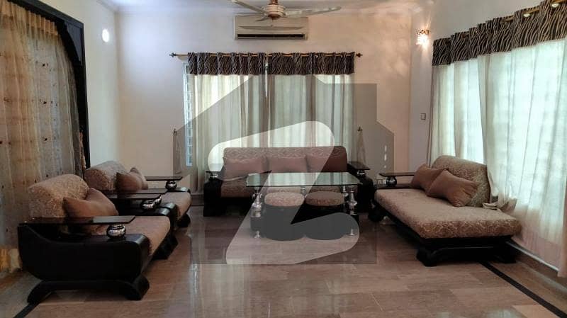 ایف ۔ 7 اسلام آباد میں 4 کمروں کا 2 کنال بالائی پورشن 4.2 لاکھ میں کرایہ پر دستیاب ہے۔ ایف ۔ 7 اسلام آباد میں 4 کمروں کا 2 کنال بالائی پورشن 4.2 لاکھ میں کرایہ پر دستیاب ہے۔