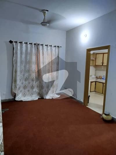 جی ۔ 11/4 جی ۔ 11,اسلام آباد میں 1 کمرے کا 2 مرلہ کمرہ 30.0 ہزار میں کرایہ پر دستیاب ہے۔