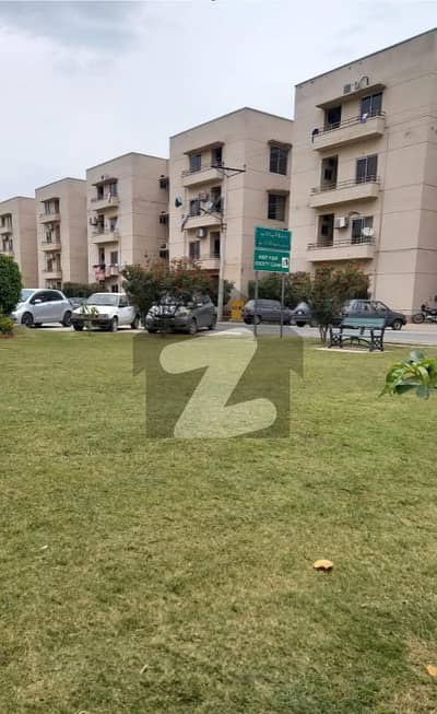 عسکری 11 - سیکٹر سی عسکری 11,عسکری,لاہور میں 2 کمروں کا 5 مرلہ فلیٹ 40.0 ہزار میں کرایہ پر دستیاب ہے۔