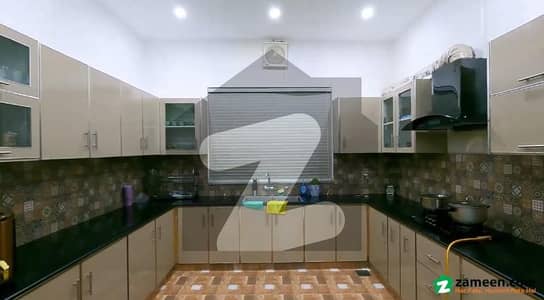 2.5 Kanal Elegant House Available For Sale In A1 Block Valencia Town Lahore