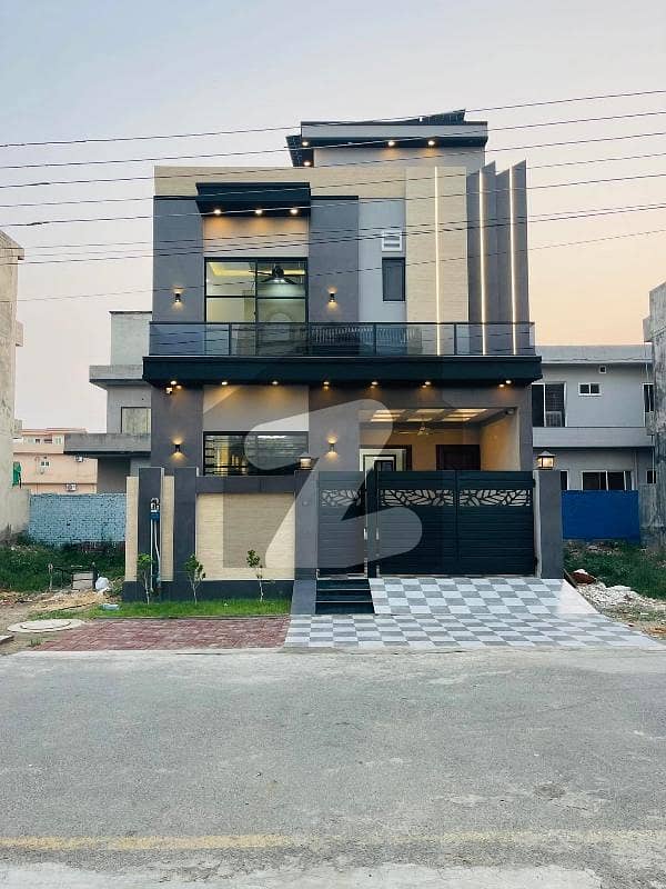 5 Marla Modern Luxury House For Sale 5 Marla Modern Luxury House For Sale