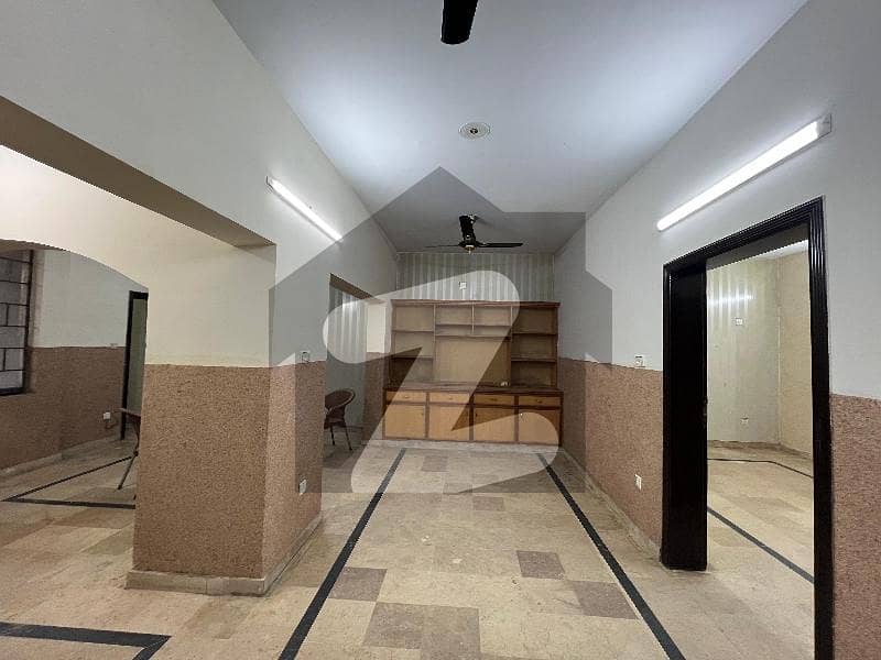 7 Marla Ground portion available for Rent G-14/4