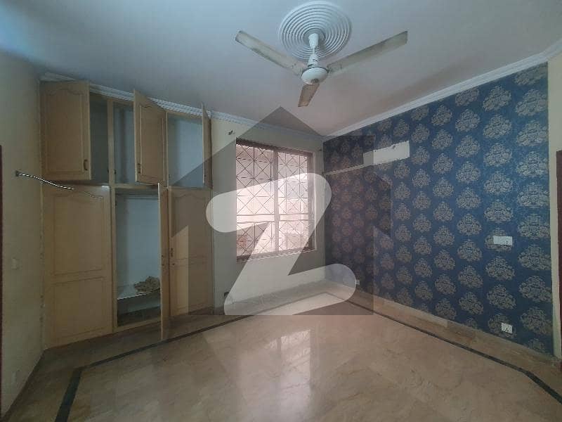 10 marla 2 Beds Upper Portion Available For Rent 10 marla 2 Beds Upper Portion Available For Rent