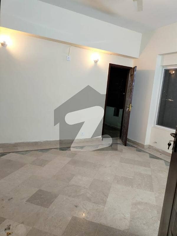 ایف ۔ 10 اسلام آباد میں 6 کمروں کا 1 کنال مکان 19.0 کروڑ میں برائے فروخت۔