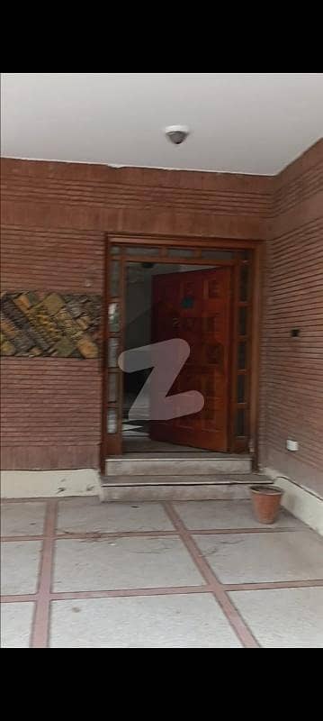 ایف