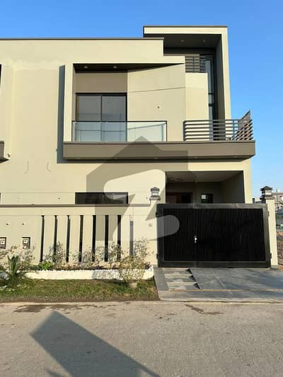 5 Marla Brand New House For Sale Direct Meeting With Owner In Parkview City Lahore
