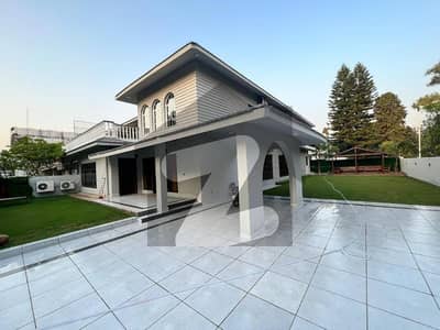 600 Square Yards House In F-7 Is Available