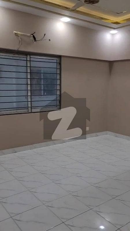 رائل ڈیفینس ٹاور کراچی میں 3 کمروں کا 7 مرلہ فلیٹ 1.25 لاکھ میں کرایہ پر دستیاب ہے۔ رائل ڈیفینس ٹاور کراچی میں 3 کمروں کا 7 مرلہ فلیٹ 1.25 لاکھ میں کرایہ پر دستیاب ہے۔