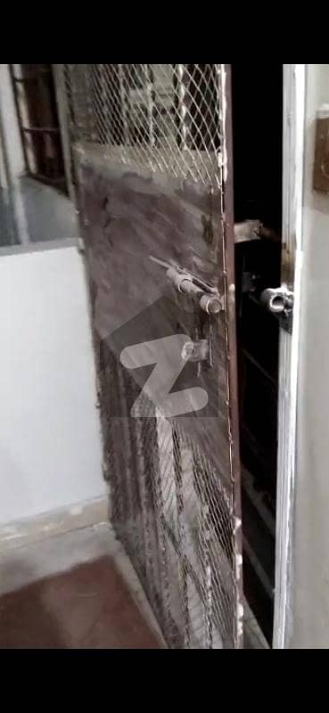 محمود آباد نمبر 3 محمود آباد,کراچی میں 3 کمروں کا 4 مرلہ فلیٹ 68.0 لاکھ میں برائے فروخت۔ محمود آباد نمبر 3 محمود آباد,کراچی میں 3 کمروں کا 4 مرلہ فلیٹ 68.0 لاکھ میں برائے فروخت۔