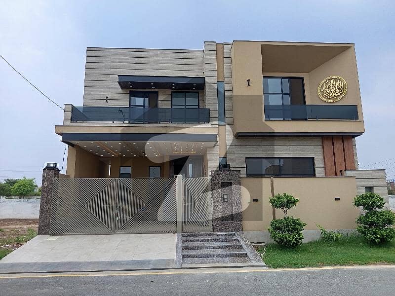 10 Marla House In Divine Enclave Best Option