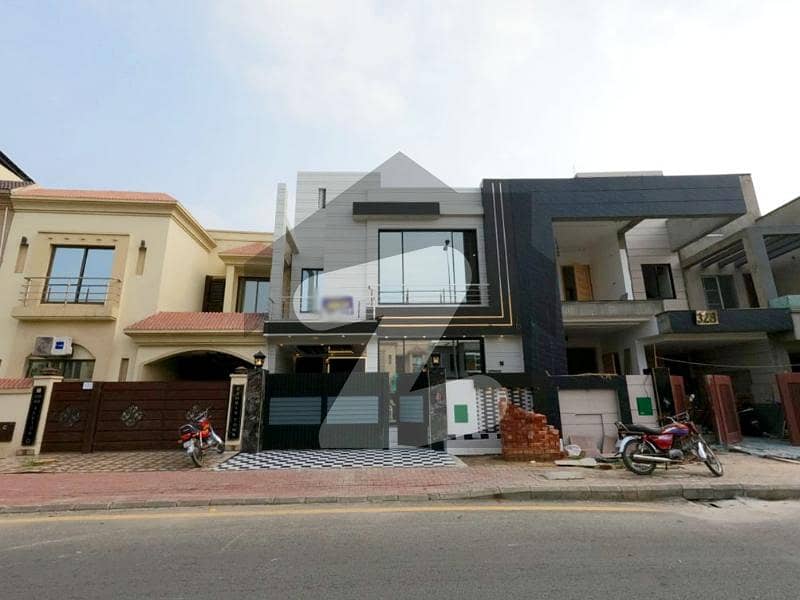 5 Marla Luxery Brand New House For Sale In AA Block Bahria Town Lahore 5 Marla Luxery Brand New House For Sale In AA Block Bahria Town Lahore