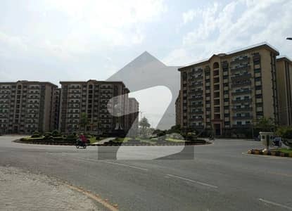 10 Marla Flat In Stunning Askari 11 Is Available For rent