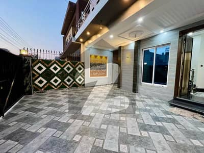 10 Marla House For Rent In DHA Phases 5