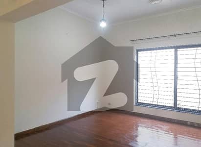 1 Kanal House In Only Rs. 83000000