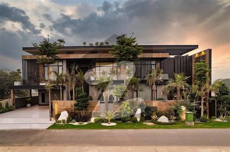 Modern 1 Kanal House For Sale in Phase 7