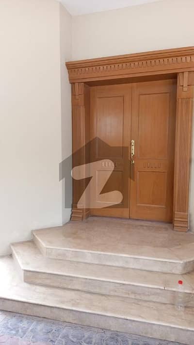 Spacious 1 Kanal Luxury Home For Rent In F-7, Islamabad - 6 Beds &Amp; Premium Features