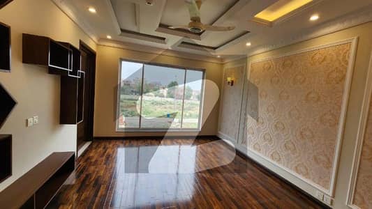 08 MARLA BRAND NEW HOUSE FOR SALE