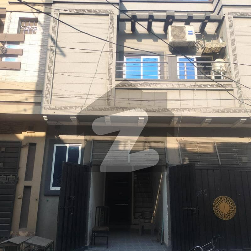 2.75-Marla Beautiful House Available For Sale 2.75-Marla Beautiful House Available For Sale