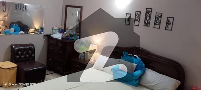 جی