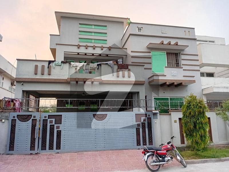 400 Sq Yard Open Basement Available For Rent 400 Sq Yard Open Basement Available For Rent
