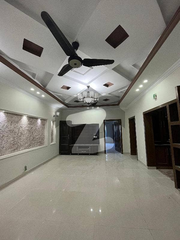 10 Marla Upper Portion Available In Media Town 10 Marla Upper Portion Available In Media Town