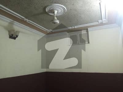 700 SEQ-FT FLAT AVAILABLE FOR RENT IN I-8/4