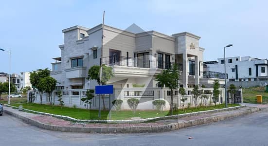 بحریہ ٹاؤن فیز 8 ۔ بلاک ایچ بحریہ ٹاؤن فیز 8,بحریہ ٹاؤن راولپنڈی,راولپنڈی میں 6 کمروں کا 1 کنال مکان 15.0 کروڑ میں برائے فروخت۔
