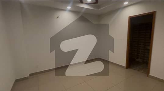 بسم اللہ ہاؤسنگ سکیم جی ٹی روڈ,لاہور میں 2 کمروں کا 5 مرلہ فلیٹ 28.0 ہزار میں کرایہ پر دستیاب ہے۔