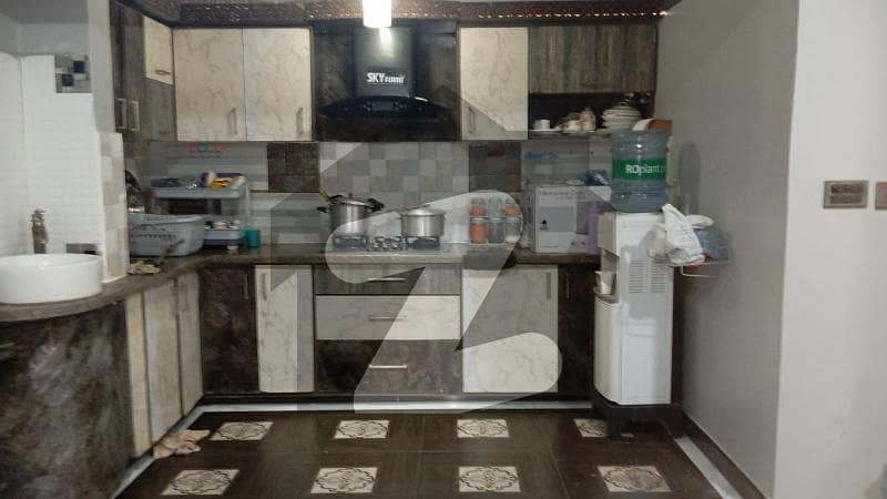 گلشنِ اقبال - بلاک 13 بی گلشنِ اقبال,گلشنِ اقبال ٹاؤن,کراچی میں 2 کمروں کا 5 مرلہ فلیٹ 1.6 کروڑ میں برائے فروخت۔