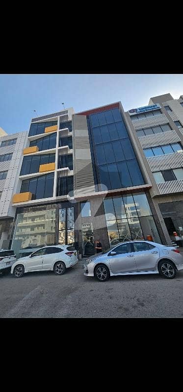500 square feet 1st floor office available in reasonable price