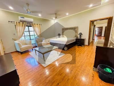ایف ۔ 7 اسلام آباد میں 4 کمروں کا 2 کنال مکان 15.0 لاکھ میں کرایہ پر دستیاب ہے۔