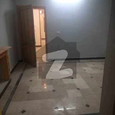 plaza for sale in pwd DD block size 3030 10 flats famly
