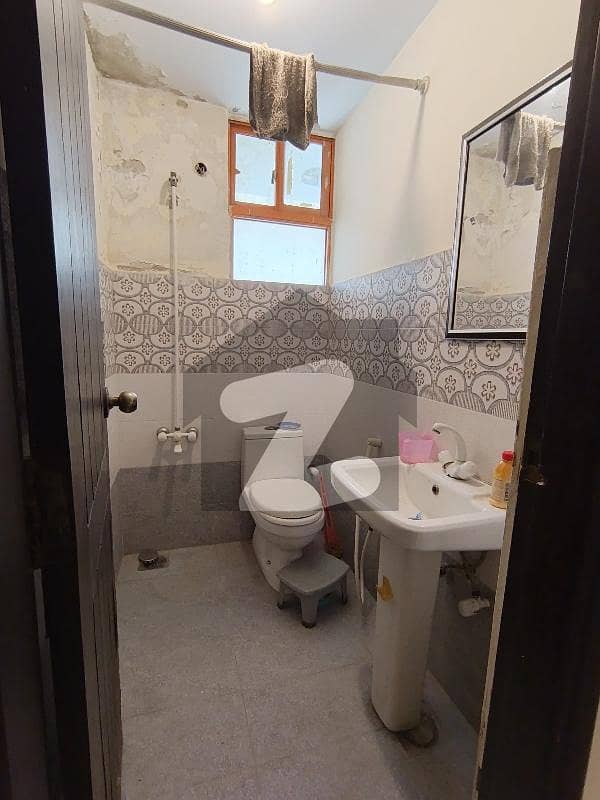 APARTMENT AVAILABLE FOR RENT Ittehad Commercial