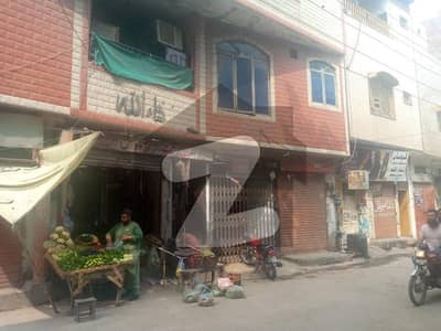 کوٹ خواجہ سعید لاہور میں 4 کمروں کا 5 مرلہ عمارت 6.0 کروڑ میں برائے فروخت۔