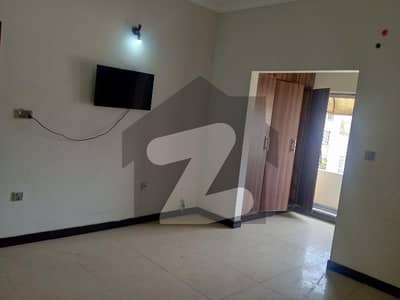 10 Marla Elegant Upper Portion Available for Rent On Main Boulevard