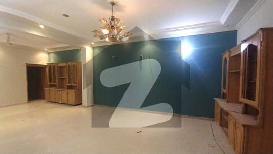 10 Marla Upper Portion For Rent.