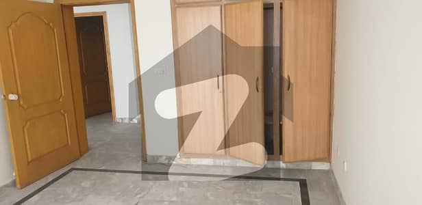 ڈی ایچ اے فیز 1 - سیکٹر ای ڈی ایچ اے ڈیفینس فیز 1,ڈی ایچ اے ڈیفینس,اسلام آباد میں 3 کمروں کا 1 کنال بالائی پورشن 70.0 ہزار میں کرایہ پر دستیاب ہے۔ ڈی ایچ اے فیز 1 - سیکٹر ای ڈی ایچ اے ڈیفینس فیز 1,ڈی ایچ اے ڈیفینس,اسلام آباد میں 3 کمروں کا 1 کنال بالائی پورشن 70.0 ہزار میں کرایہ پر دستیاب ہے۔