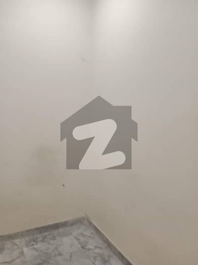 GULSHAN-E-LAHORE 4 MARLA CORNER UPPER PORTION JUST LIKE NEW IS AVAILABLE FOR RENT