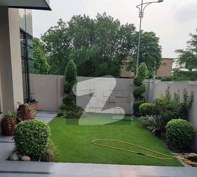 ڈی ایچ اے فیز 8 سابقہ ​​پارک ویو ڈی ایچ اے فیز 8,ڈی ایچ اے ڈیفینس,لاہور میں 5 کمروں کا 1 کنال مکان 17.0 کروڑ میں برائے فروخت۔