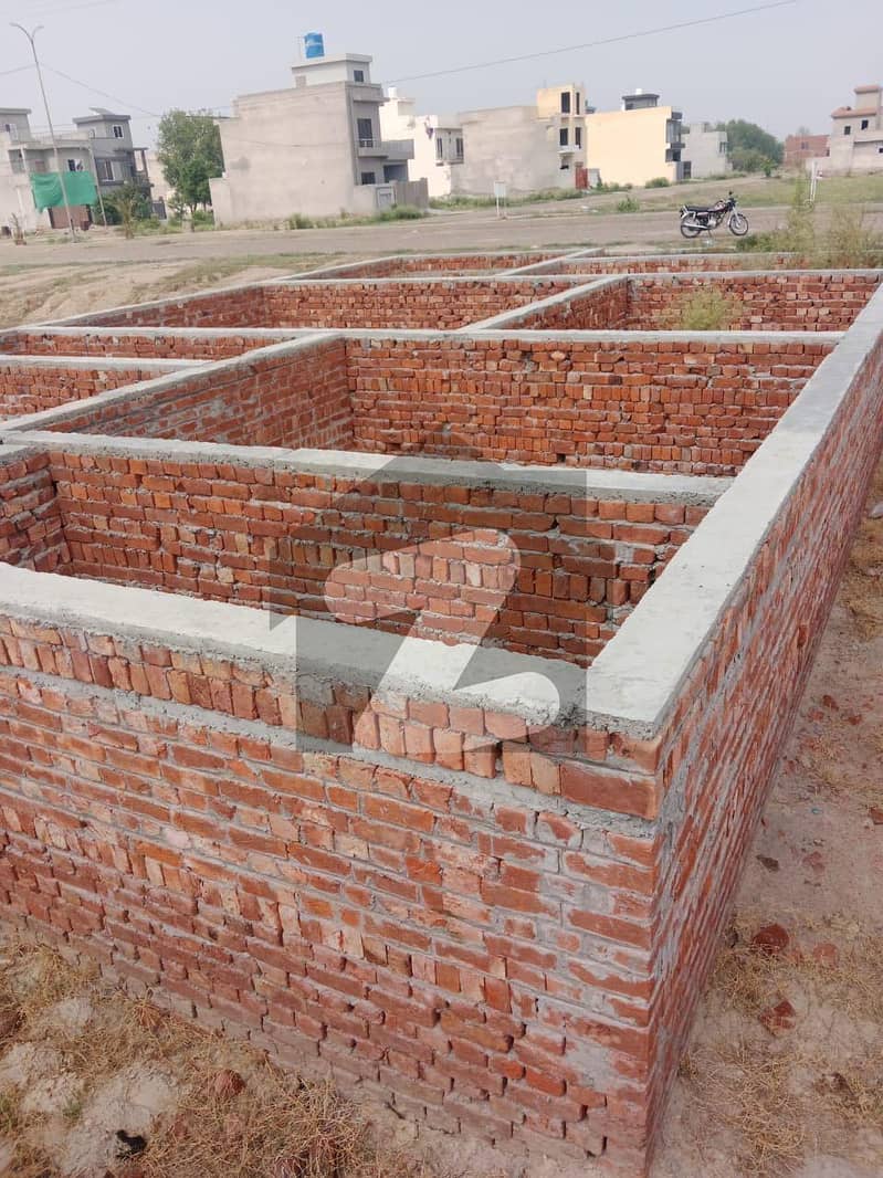 KHAYBAN AMEEN 10 MARLA PLOT ON 100 FT WIDE ROAD IS AVAILABLE FOR SALE